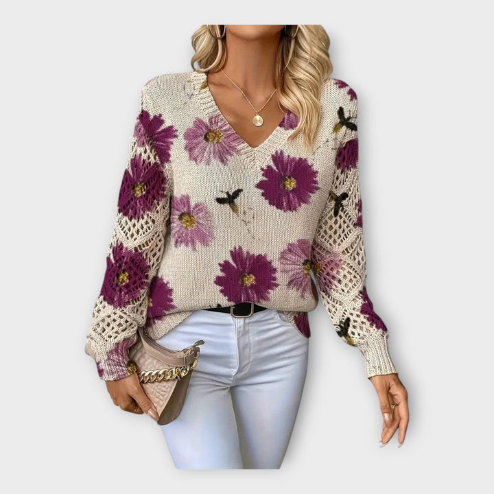 Džempr s krajkovými detaily