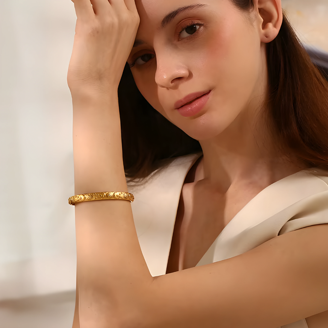 Náramek Slunce, Měsíc a Hvězdy