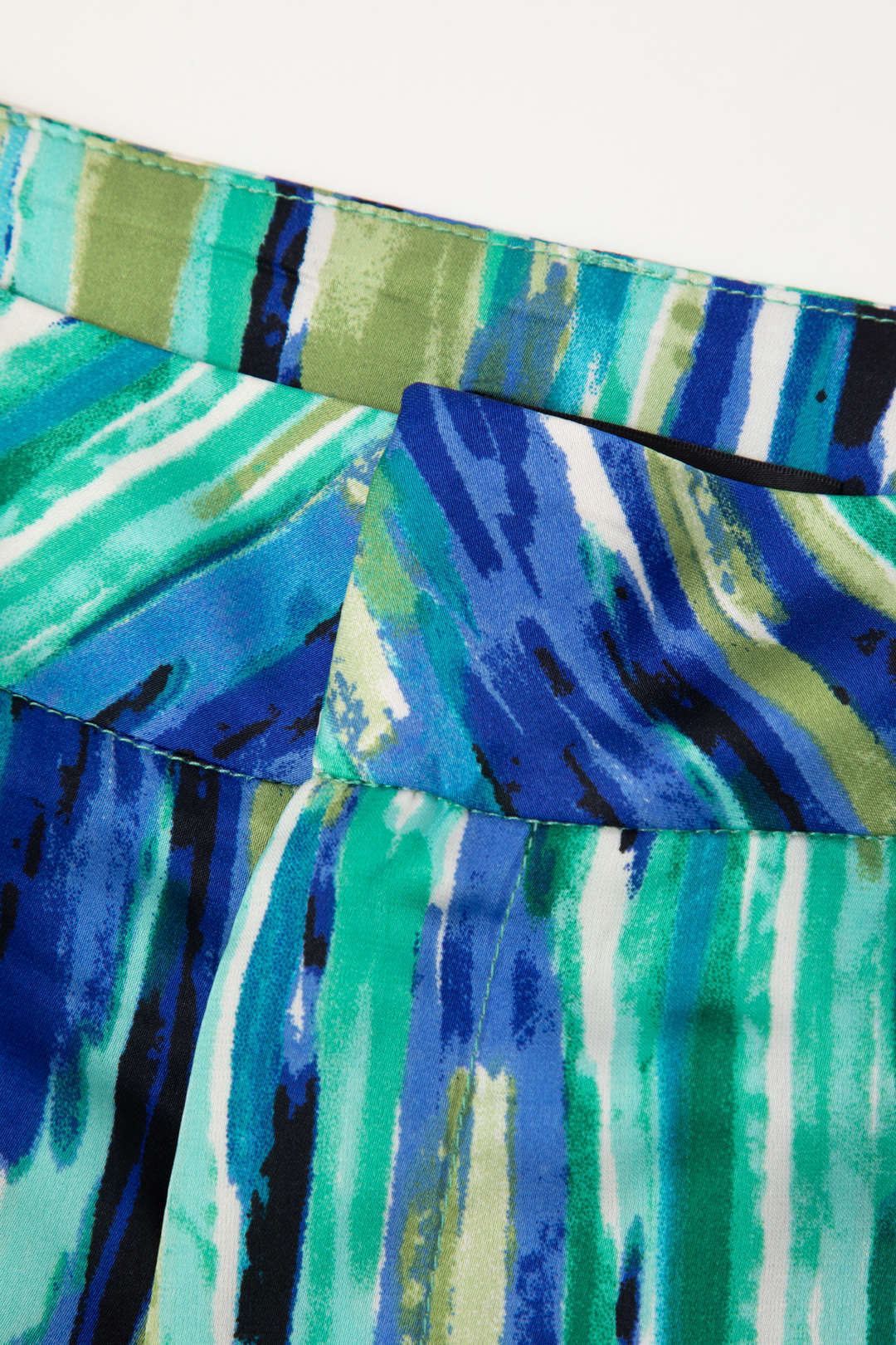 Inna | Kalhoty s vysokým pasem a mramorovým vzorem