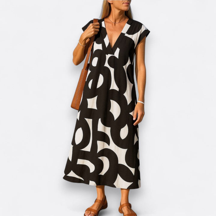 Magda | Plynulá šaty s výstřihem ve tvaru V