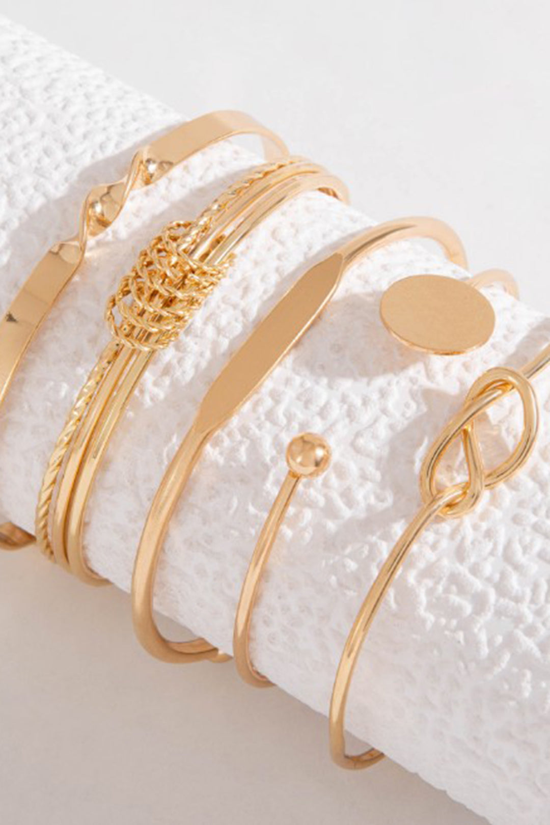 Otevřená geometrická řetězová náramek