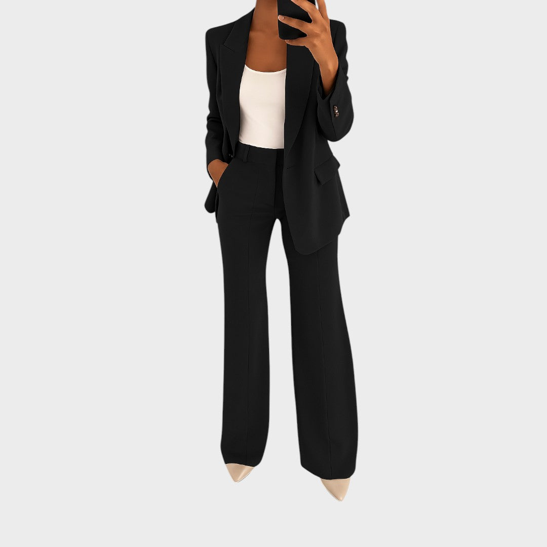 Nicole | Elegantní dvoudílné soupravy: styl odolný vůči zkoušce času