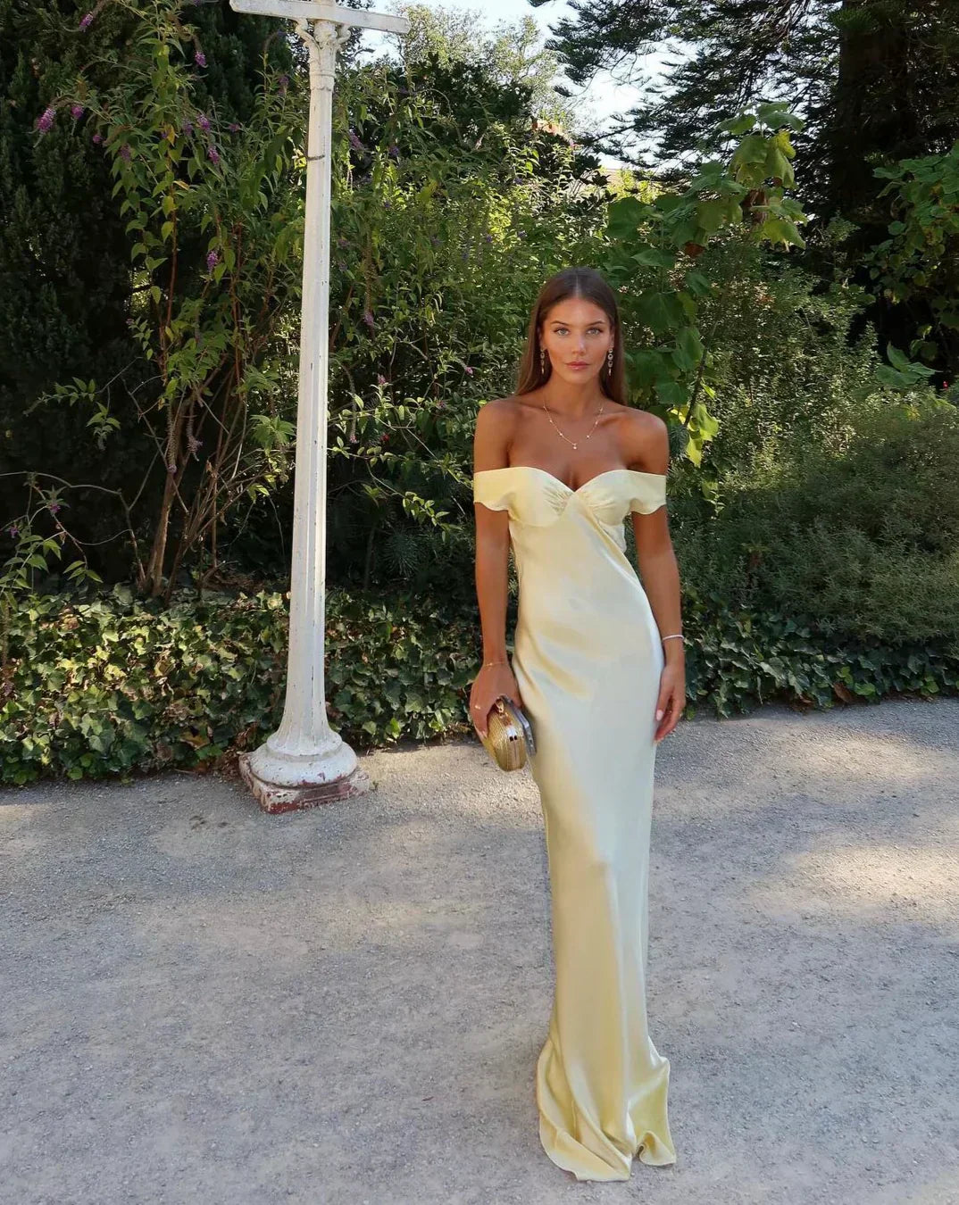 Bárbara | Dlouhá saténová šaty bez zad