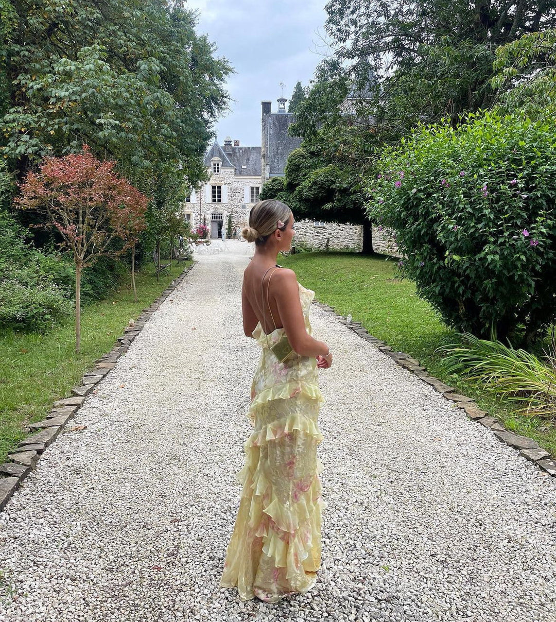 Julieta | Dlouhé Šaty s Volány – Šarmantní a Romantické