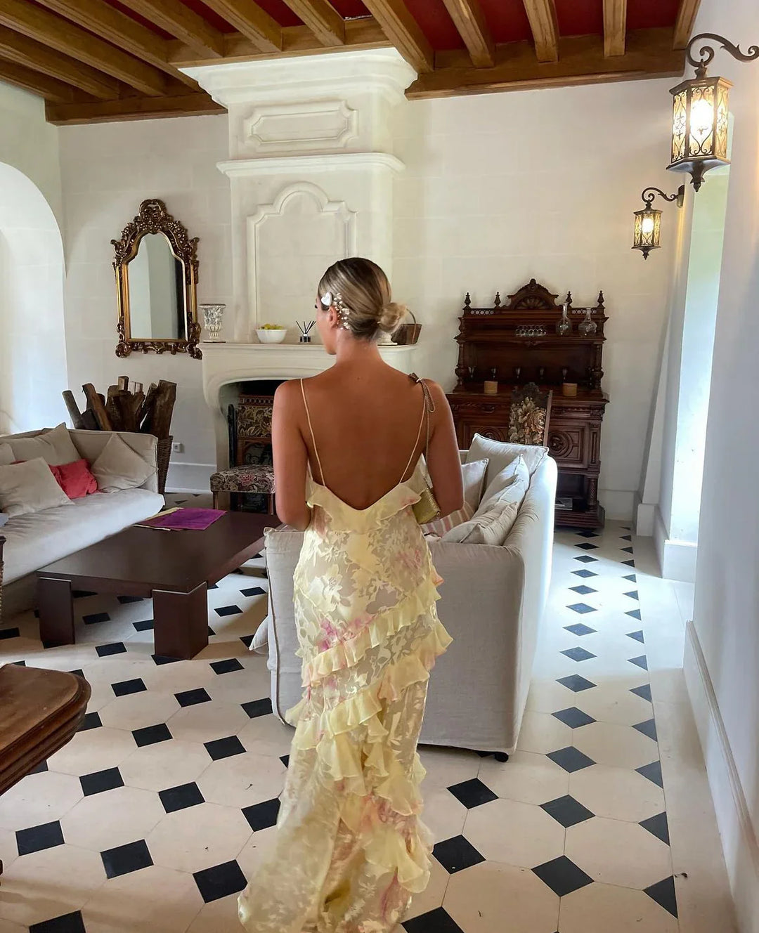 Julieta | Dlouhé Šaty s Volány – Šarmantní a Romantické