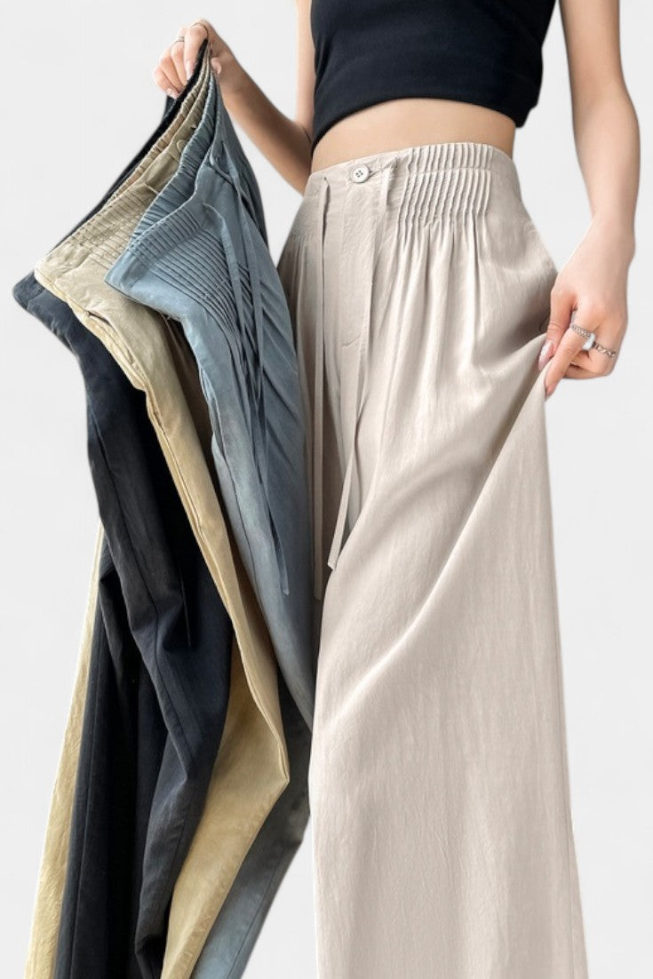 Ilyana | Vysoký Pas a Široké Nohavice