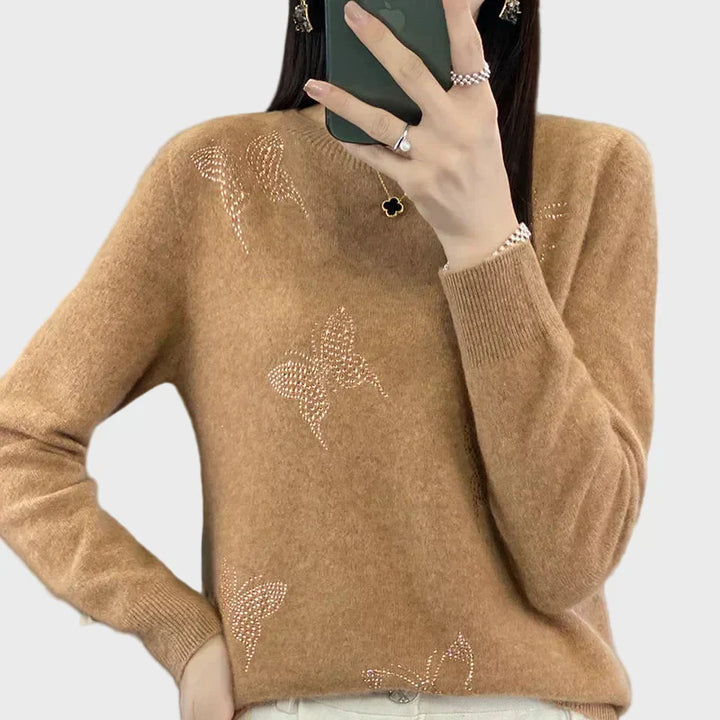 Vysoký límec pletený s designem motýlka