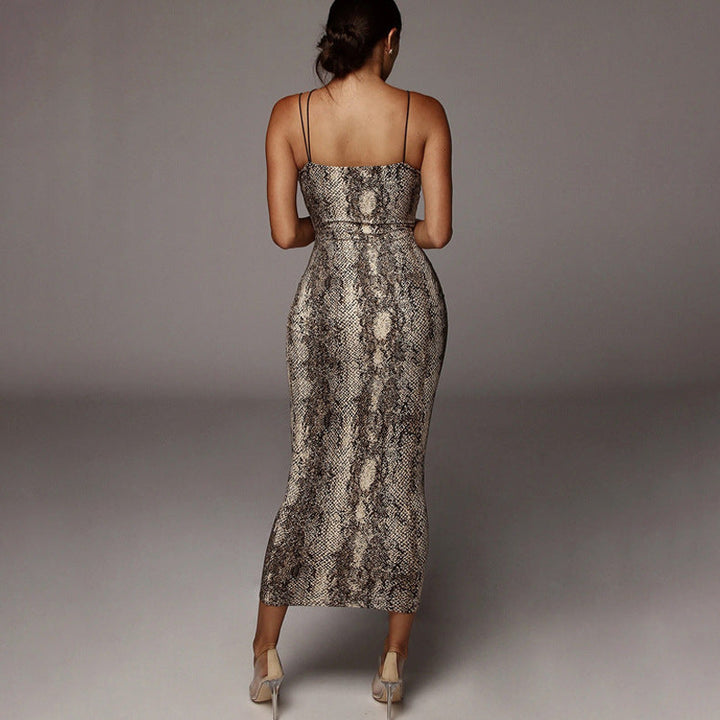 Leopardí | Sexy přiléhavé šaty s leopardím vzorem a tenkými ramínky