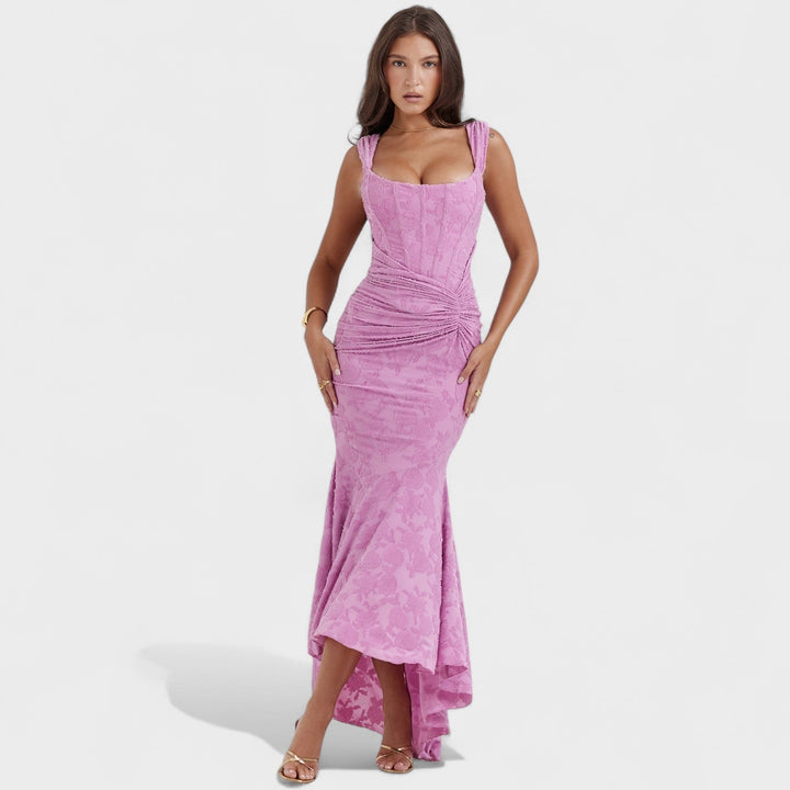 Cesca | Skulpturální silueta šaty