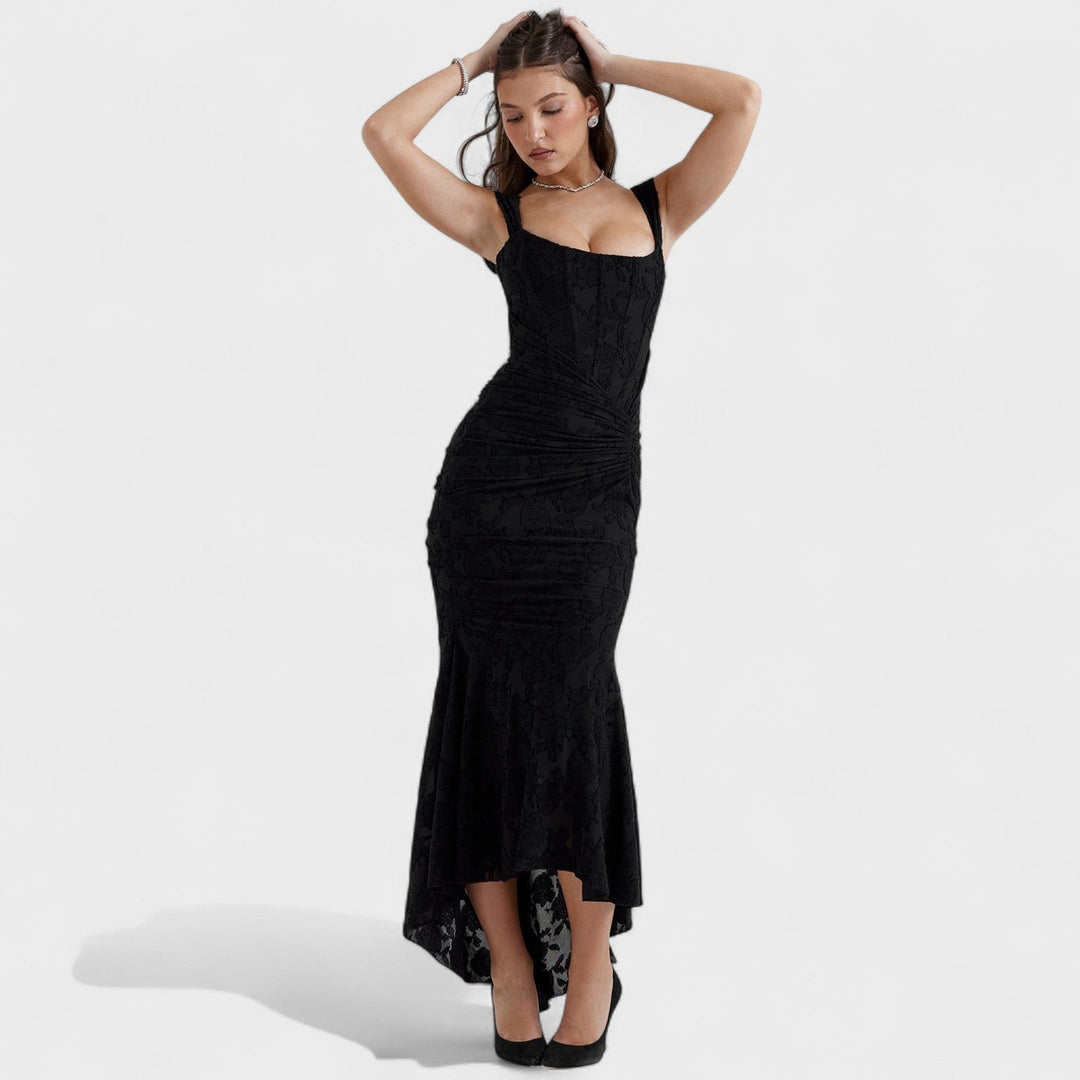 Cesca | Skulpturální silueta šaty