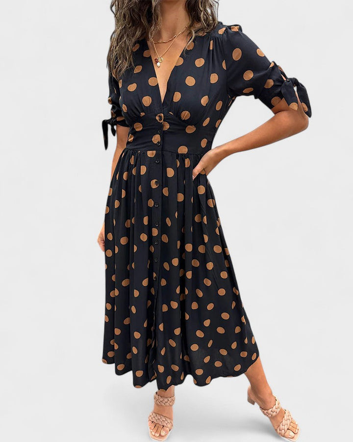 Monika | Elegantní Šaty S Puntíky