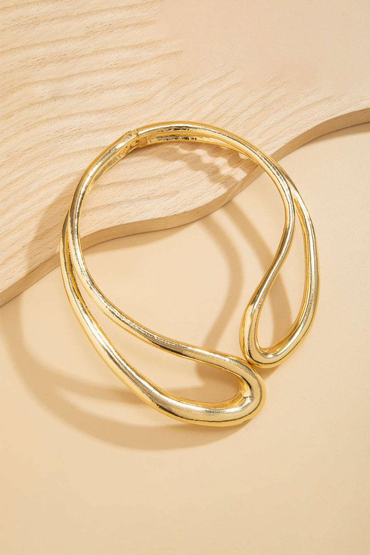 Asymetrický Řezaný Náhrdelník