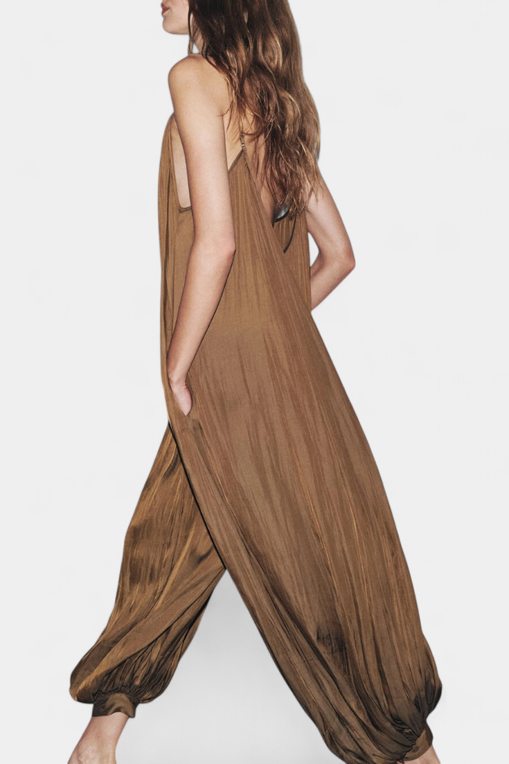 Lūcija | Volný, plisovaný overal s volným siluetem
