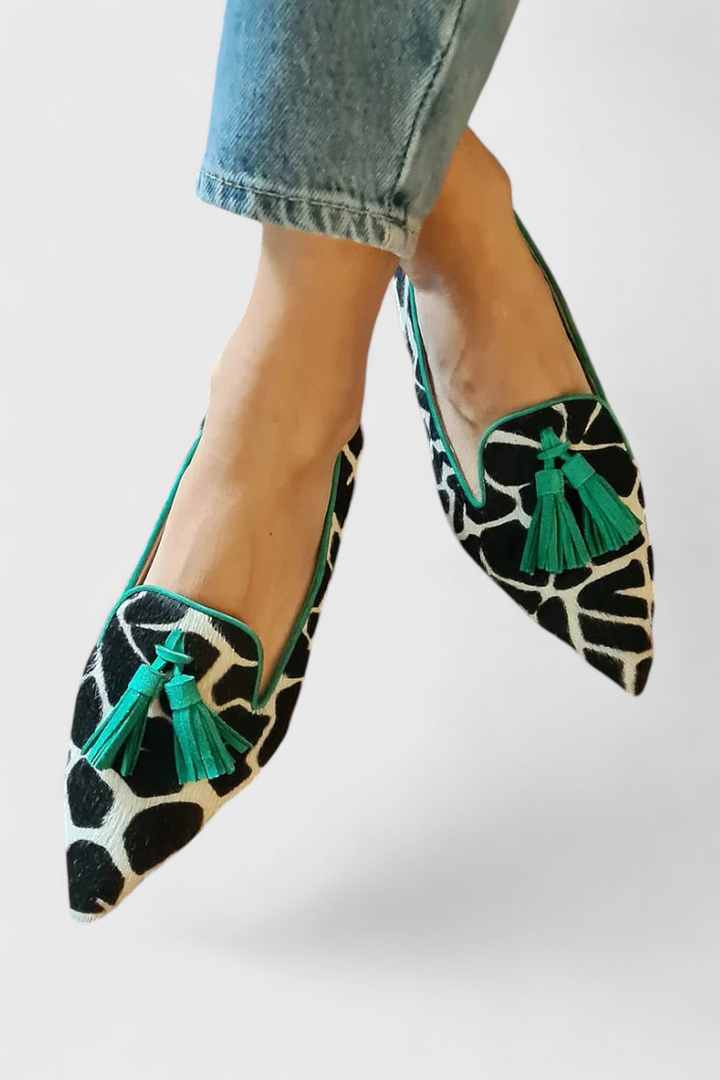 Marisol - Elegantní Mokasíny s Ostrou Špičkou a Dvoubarevným Designem