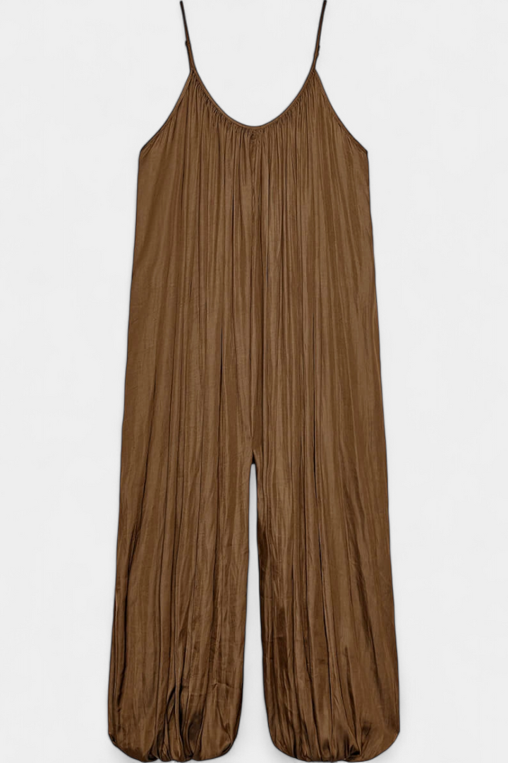 Lūcija | Volný, plisovaný overal s volným siluetem
