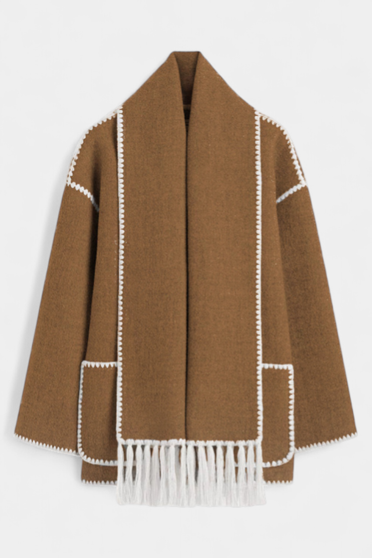 Sofia | Volný střih kabátu s integrovaným šálkem a třásněmi