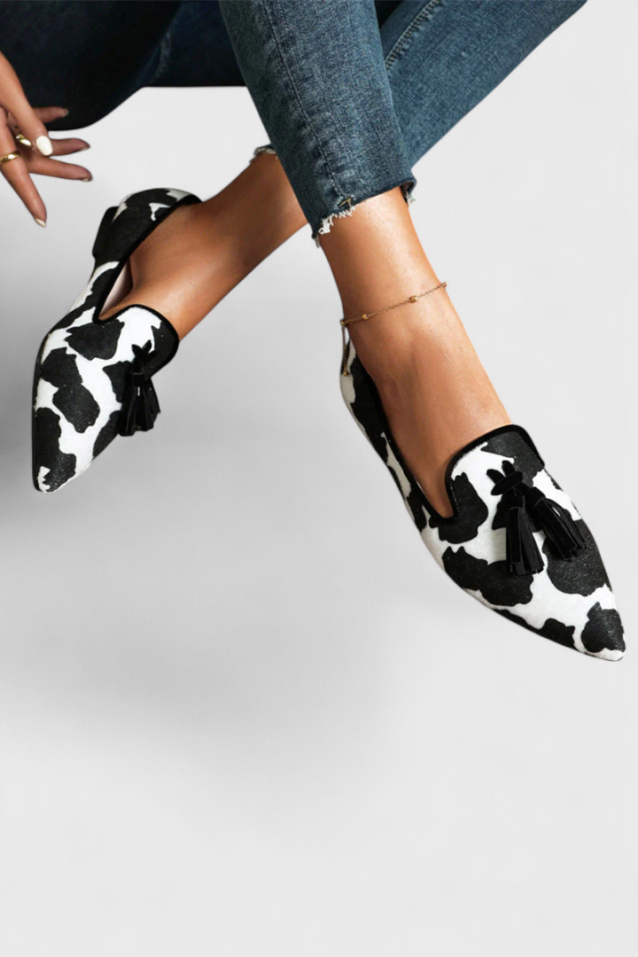 Marisol - Elegantní Mokasíny s Ostrou Špičkou a Dvoubarevným Designem