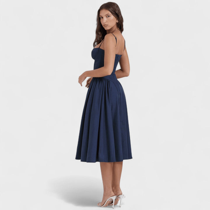 Valentina | Šaty s korzetem, které transformují tvou postavu